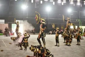 Ratusan Pelajar Banyuwangi Meriahkan Lomba Kreasi Baris Berbaris