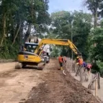 Jalur Gumitir Dilakukan Percepatan, Bupati Ipuk Bersyukur  Bisa Dibuka Lebih Cepat