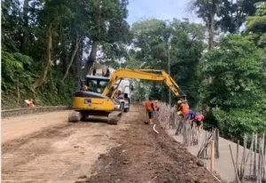 Jalur Gumitir Dilakukan Percepatan, Bupati Ipuk Bersyukur  Bisa Dibuka Lebih Cepat