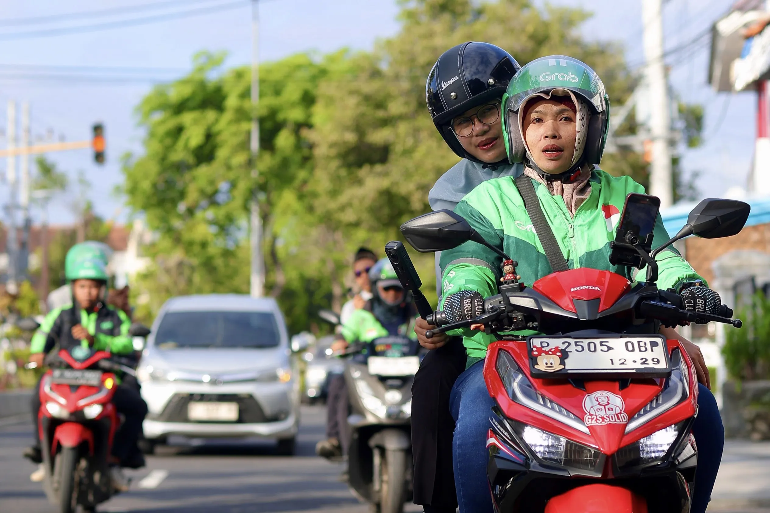 Banyuwangi Gelar Gerakan Manfaatkan Ojol dan Transportasi Umum Tiap Jumat, Bupati Ipuk : Tingkatkan Pendapatan Para Sopir