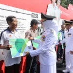 Momen Kemerdekaan, ASN Banyuwangi Berbagi Daftarkan 5.000 Pekerja Informal ke BPJS Ketenagakerjaan