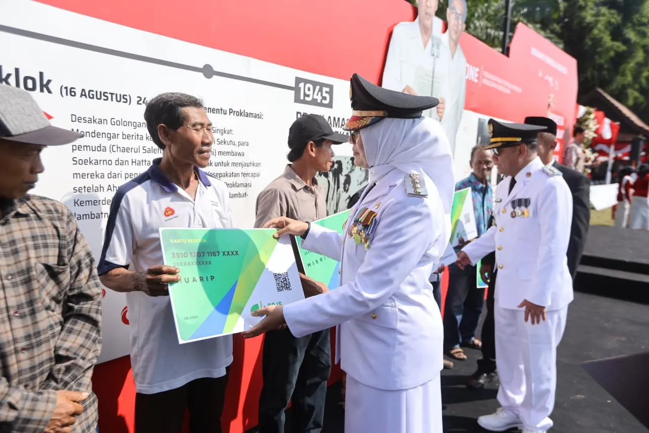 Momen Kemerdekaan, ASN Banyuwangi Berbagi Daftarkan 5.000 Pekerja Informal ke BPJS Ketenagakerjaan